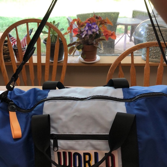 Travel bag - Picture 4 of 6